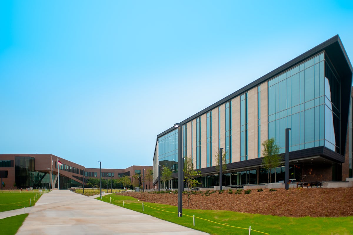 Lilly Science and Technology Center RT2 | RMF Engineering